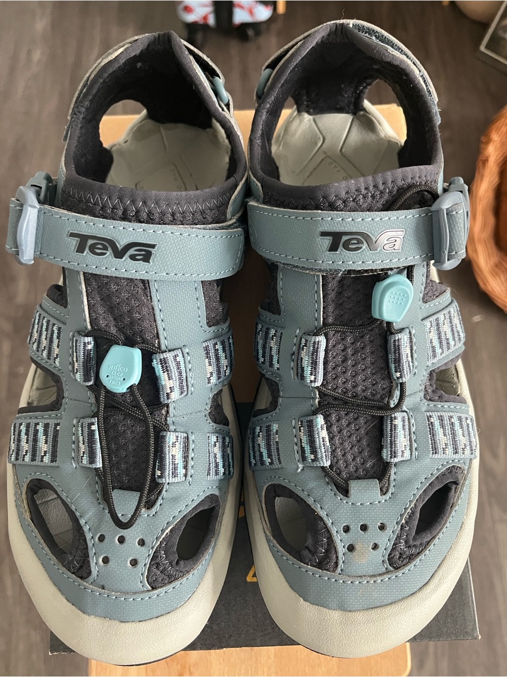 Teva Women's Fisherman Sandals Adjustable Strap Gray/Black US 7 EU 38